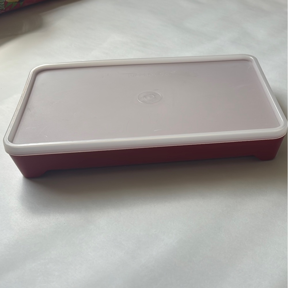 Tupperware Marinade/Bacon Storage Container